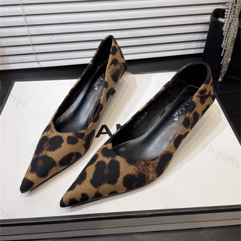Sepatu Hak Tinggi Wanita Kulit - Dress Shoe Pointed ulasan dan harga