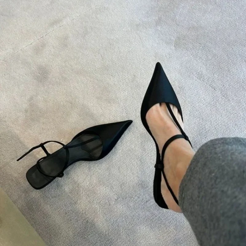 Sepatu untuk Wanita Sandal Wan - Dress Shoe Pointed ulasan dan harga
